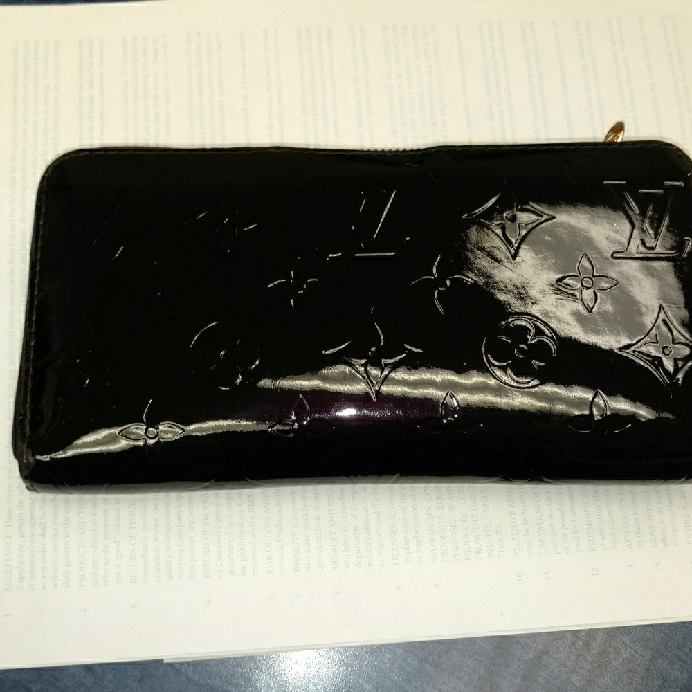 Louis Vuitton Vernis long wallet